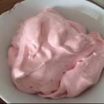 Strawberry Ice Cream from the Thermomix recipe