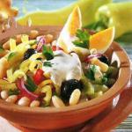 Turkish Turkish Salad of Beans with Sesame Cream 2 Appetizer