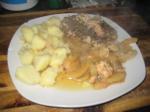 American Rosemary Chicken With Apples and Onions Appetizer