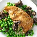 American Slow Cooker Mushroom Chicken and Peas Appetizer