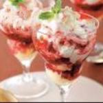 American Cups of Merengue Red Fruits and Cream Dessert