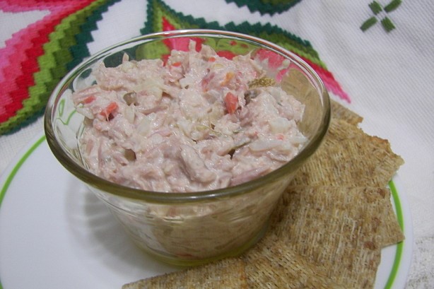 Australian Tuna Fish and Spicy Pickled Vegetable Pate Dinner