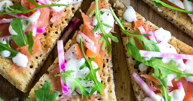 American Blini andpizzaand Is Perfect For a Crowd Appetizer