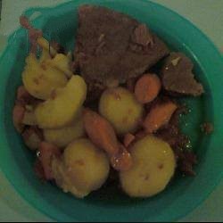 American Beef Stew Slow Cooker off Dinner