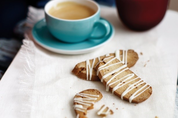 Canadian Macadamia and White Chocolate Biscotti Recipe Dessert