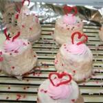 American Strawberrychocolate Mini Cupcakes with White Chocolate Ganache Recipe Dessert