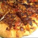 British Pizza with Grilled Tomatoes Appetizer
