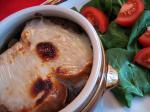 French Hearty Onion Soup Appetizer