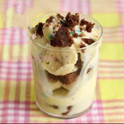 American Vanilla Cream Brownies and Bananas in Verrine Recipes Dessert