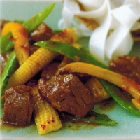 Chinese Ginger Beef with Yellow Bell Peppers Appetizer