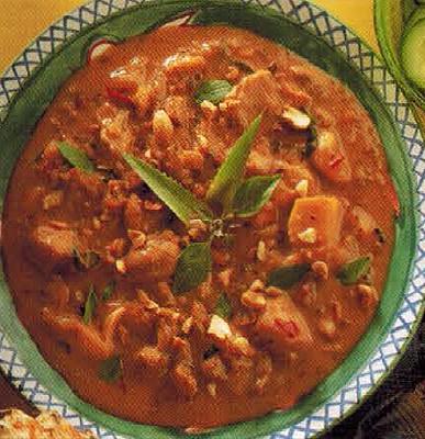 Indian Chicken And Peanut Panang Curry Appetizer