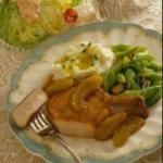 Pork Chops with Caramelized Apples recipe