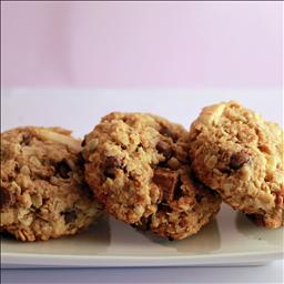 Australian Oatmeal Bran Chocolate Chip Cookies Dessert