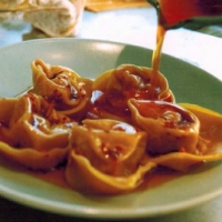Chinese Dumplings in a Spicy Sauce Appetizer